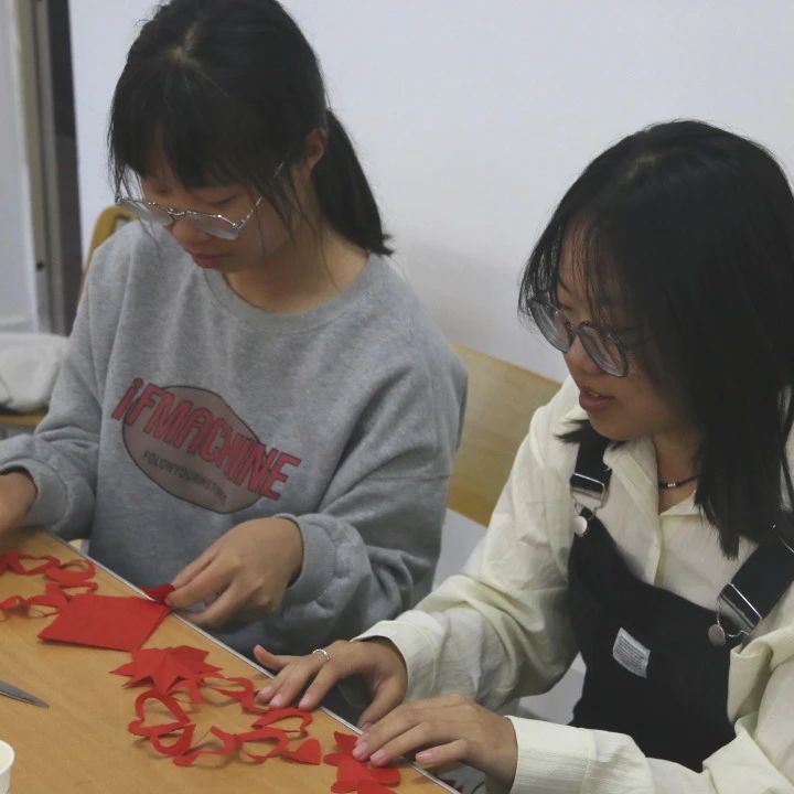 b015e7157a38e9204332dc2a56c2771e.jpg